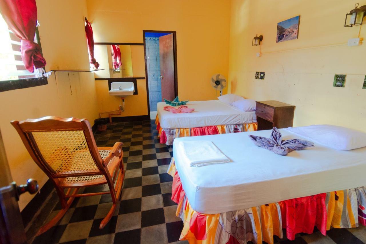 Hostal Lazybones León Exteriör bild