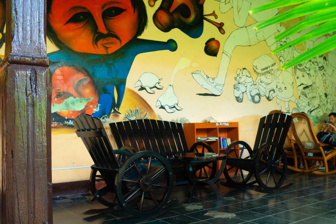 Hostal Lazybones León Exteriör bild